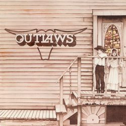 Outlaws   <strong>Outlaws</strong>